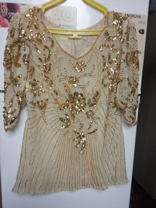 Кофта импортная вышитая