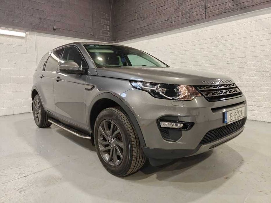 Странични степенки за Land Rover Discovery Sport L550 (2014–2019) – Черни със сребрист кант