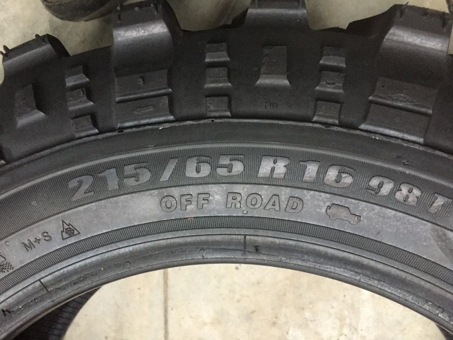 215 65 16 Radburg Simex Extreme OFF ROAD M+S (resapat)