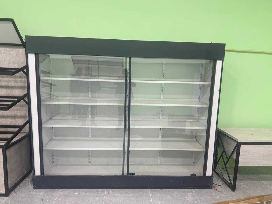 Xolodilniki 3 xil korinishda magazinlar uchun