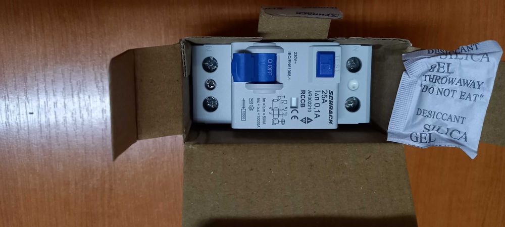 Siguranta Disjunctor Diferential RCCB, 2P, 25A, 100mA,Schrack,AR002210