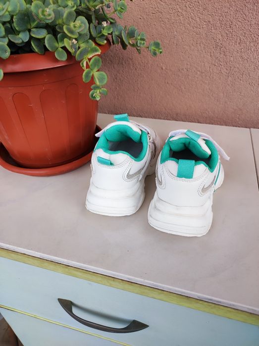 Детски маратонки за момиче, размер 24