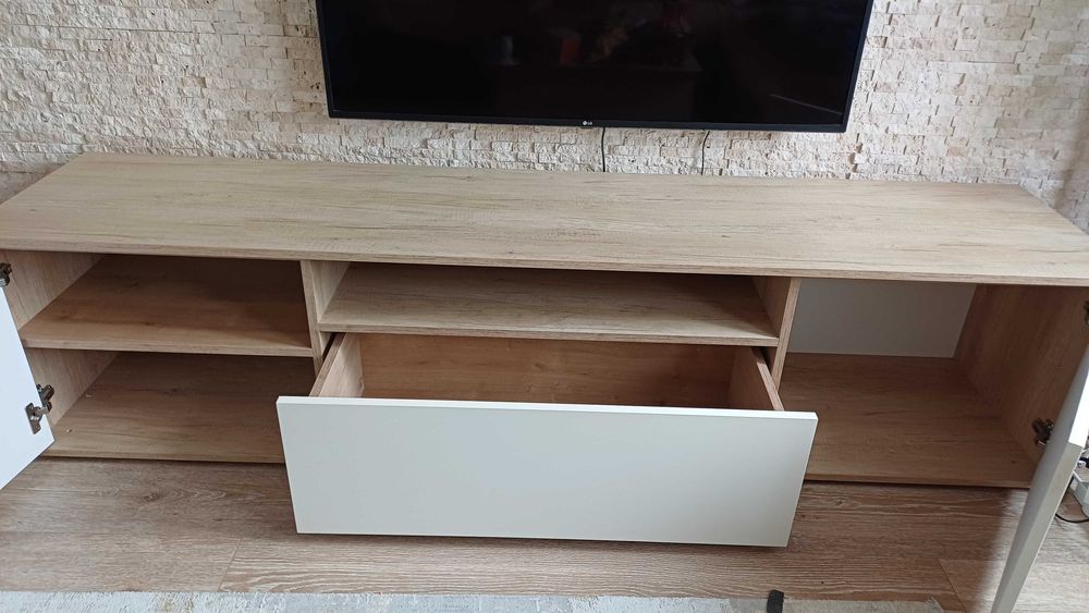 Mobilier living-comoda