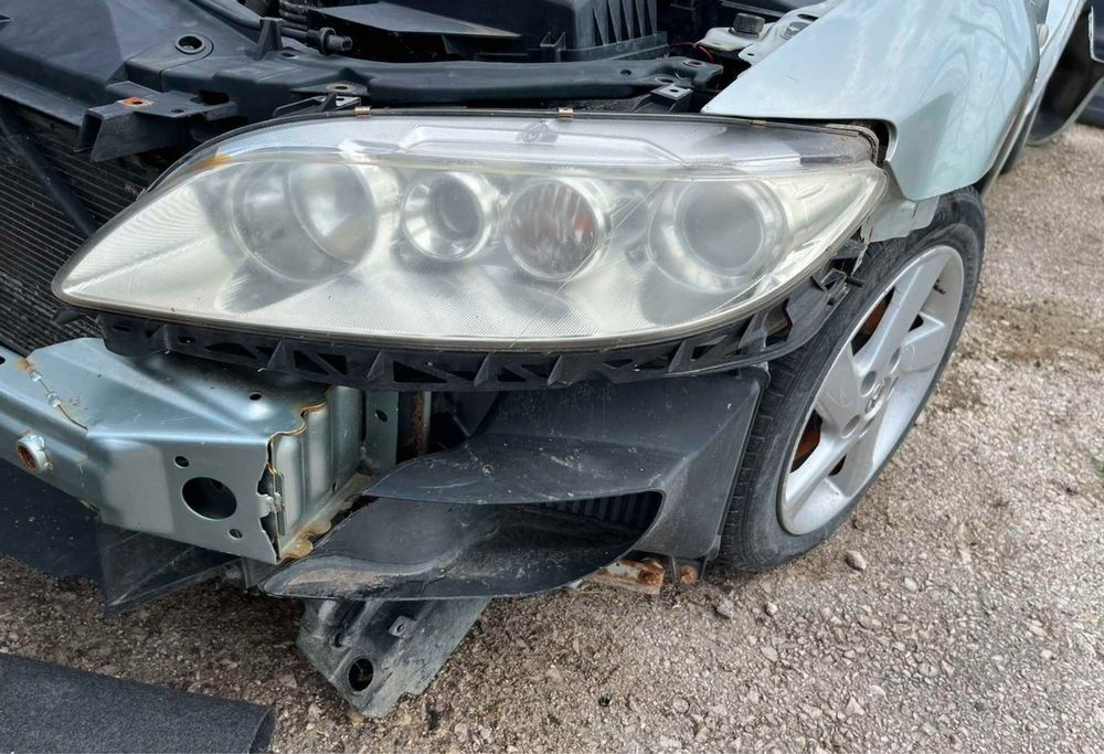 Фарове за Mazda 6 2004година ляв десен цена за брой