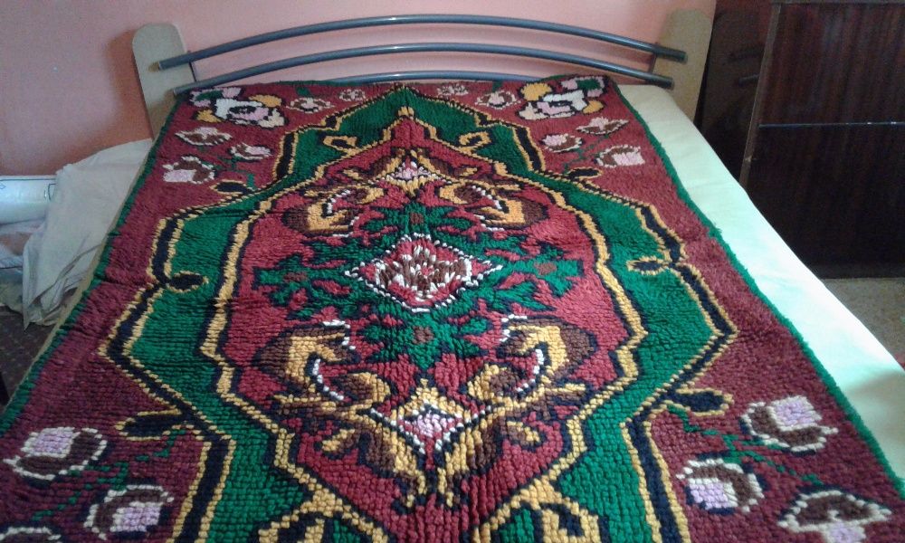 Продавам китеници