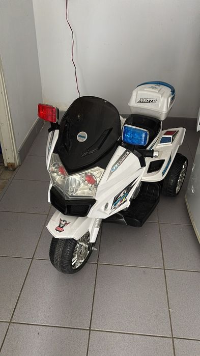 Motocicleta electrica pentru copii