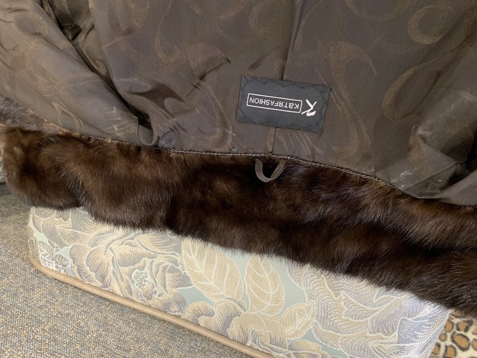 Продам норковую шубу