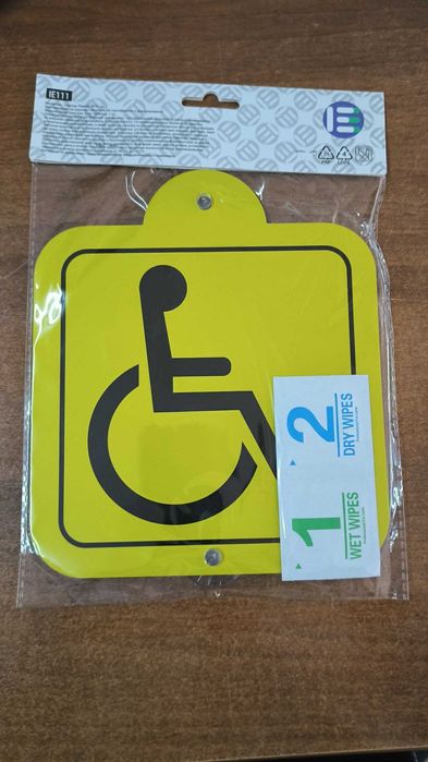 Знак  на авто  (ИНВАЛИД)