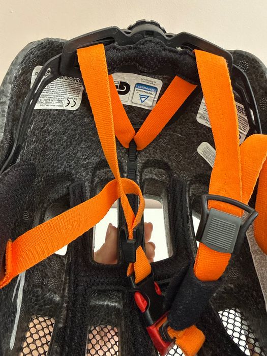 Детска каска за велосипед Abus