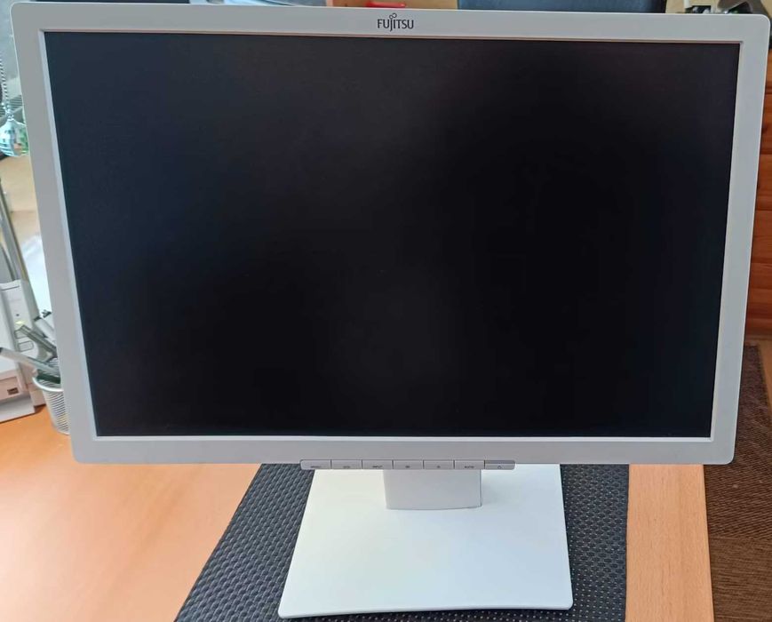 Комплект компютър – FX8300 /  /12GB RAM /320GB HDD и монитор.