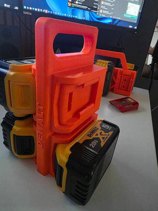 Suport baterii DEWALT / Milwaukee 4/6 acumulatori