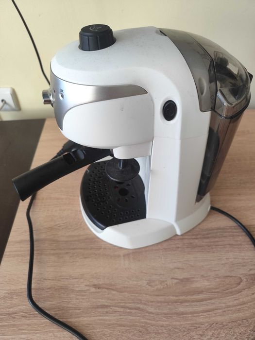 Кафе машина De Longhi EC 221.W