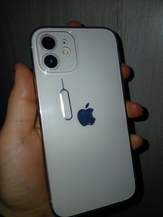 Iphone 12 с гарантией