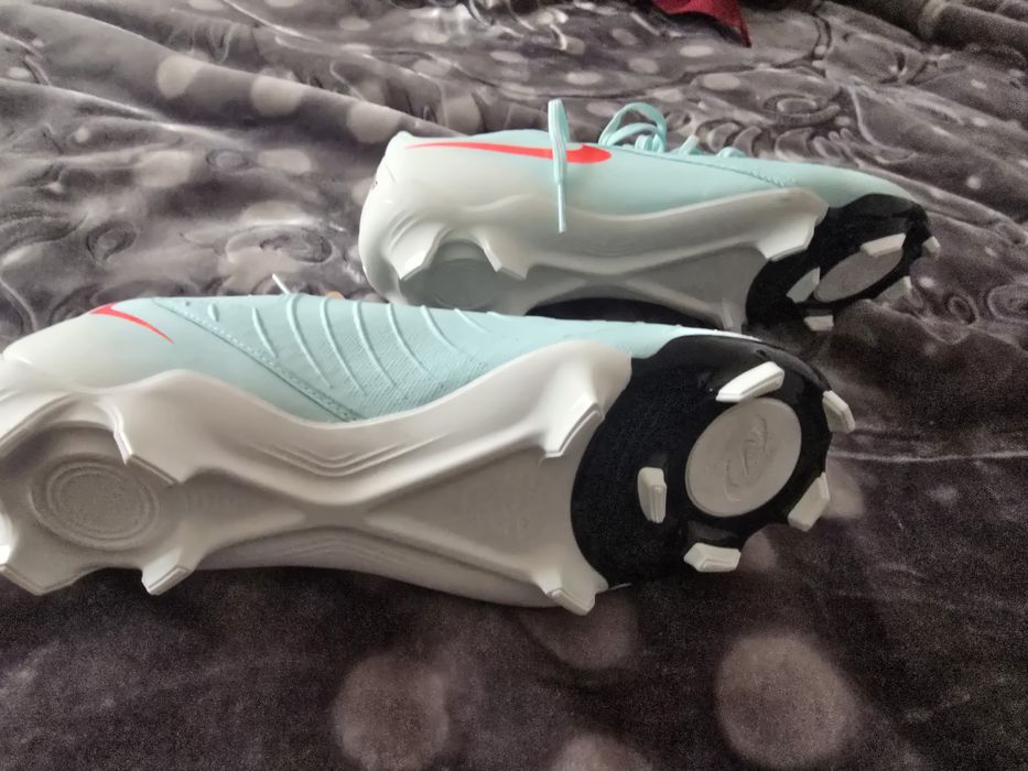 Ghete fotbal Nike