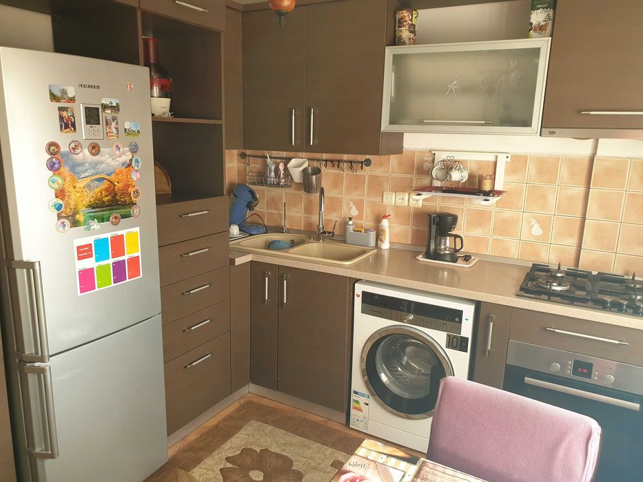 Inchiriez apartament 3 camere zona Cantacuzino