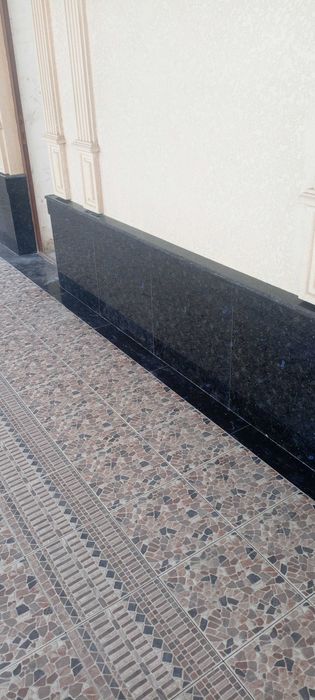 Мастер сам кафели