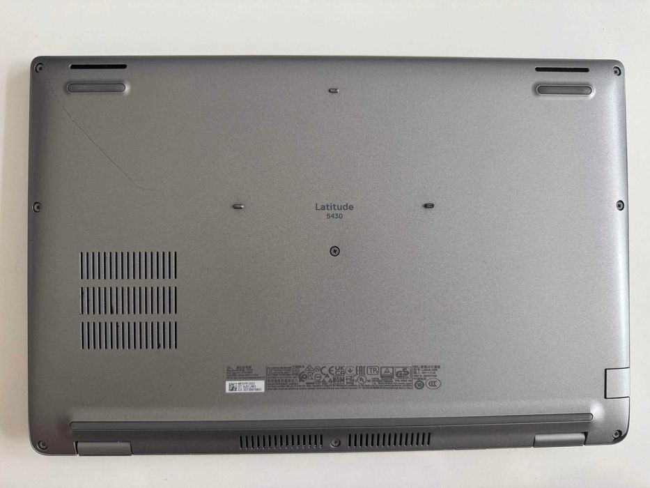 Лаптоп Dell Latitude 5430 i5-1235U/16RAM/256SSD