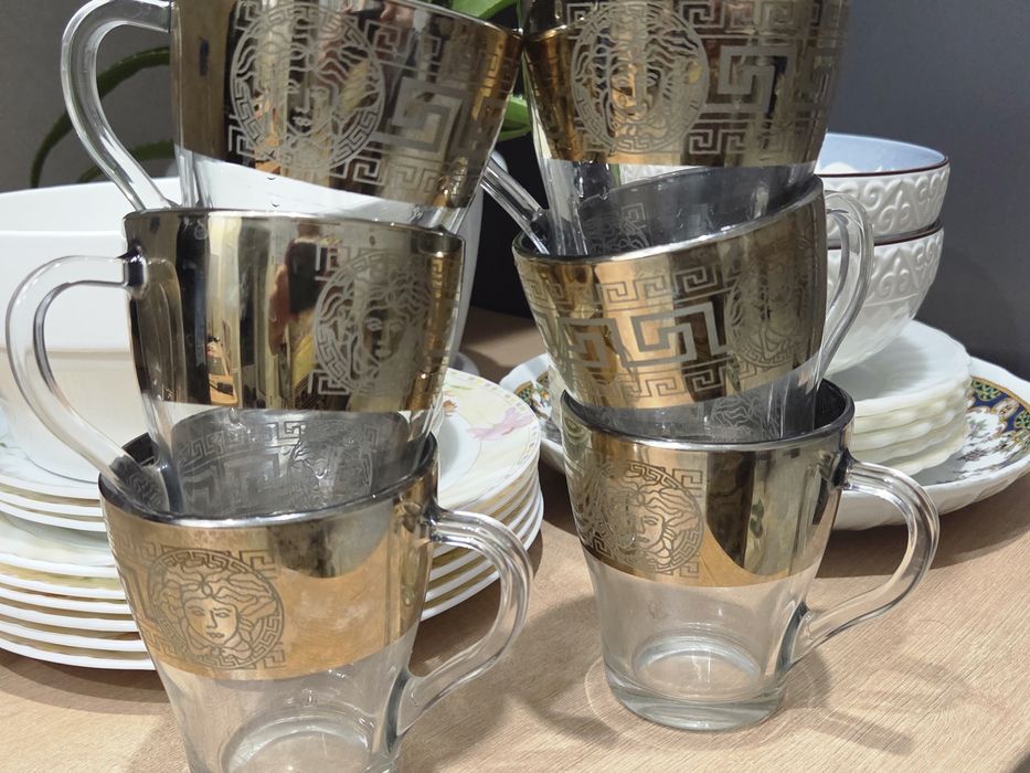 Продам посуду в хорошем состоянии тарелки по 400тг.,2 большие кесе,бок