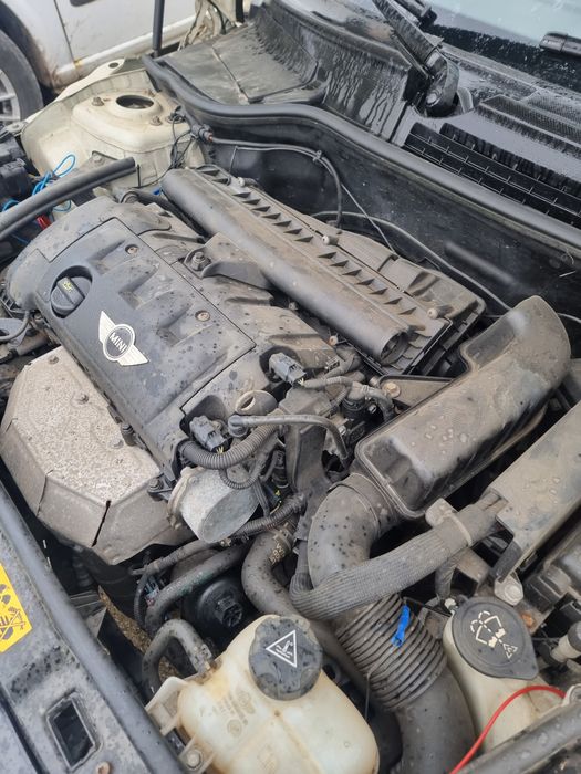 Dezmembrez Mini Cooper r56 motor n12