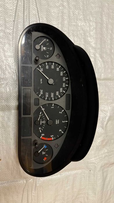 Ceasuri bord BMW E46 E90 X3 E83 20d Diesel n47 m47
