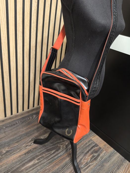 Fred Perry чанта