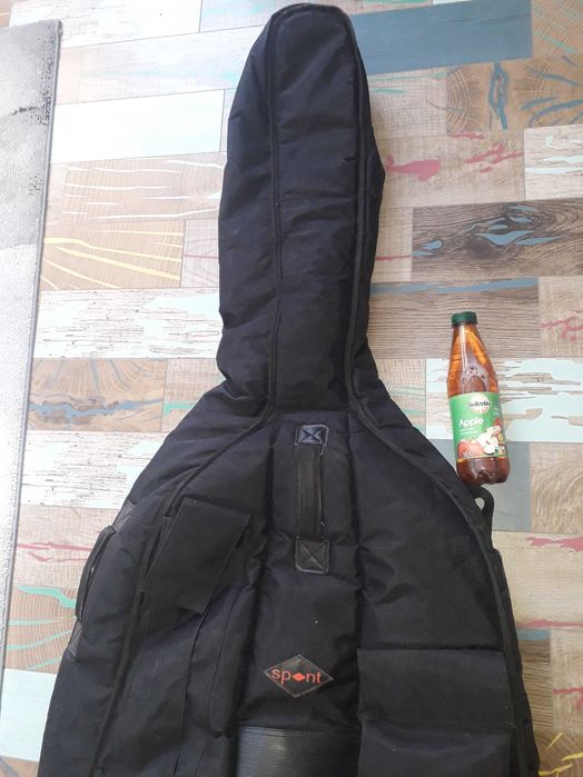 Продавам калъф за цигулка и контрабас