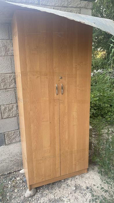 Продам шкаф для прихожей
