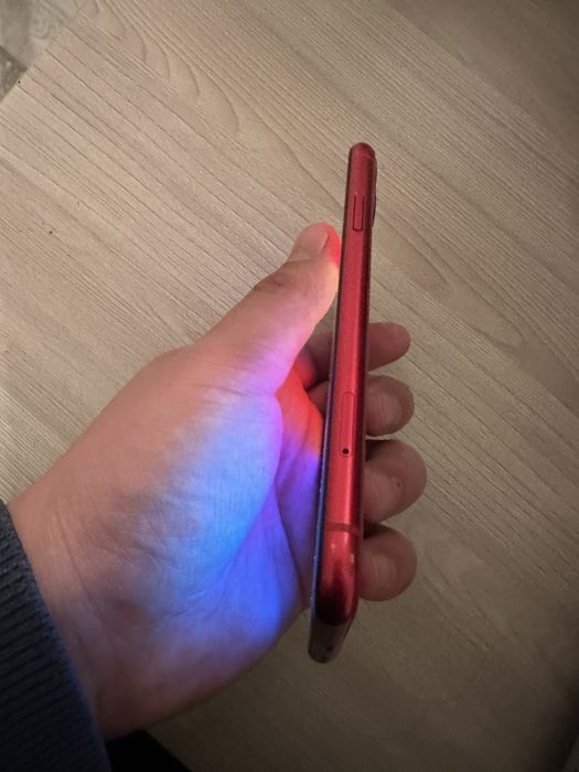 IPhone 11 продам срочно