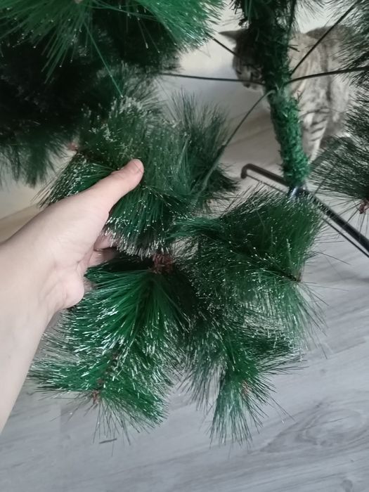 Елка новогодняя пушистая