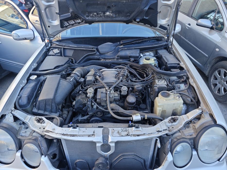 Mercedes-Benz E320 4MATIC 2001г.