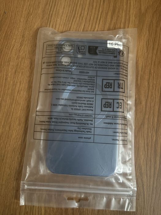 Vind folii si huse pentru iphone 13 si 16 plus
