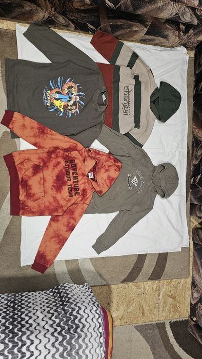 Set 4 hanorace pulover cu gluga 152