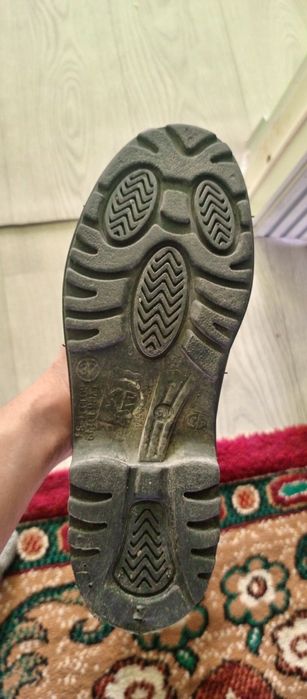 Боти резыновые новый