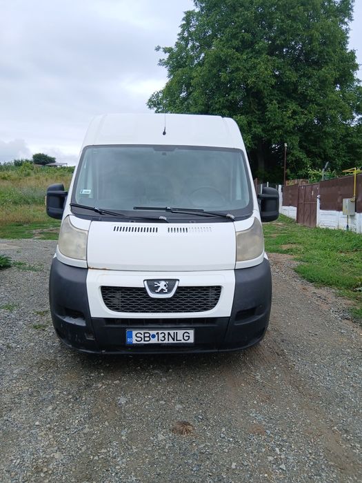 Vând Peugeot boxer