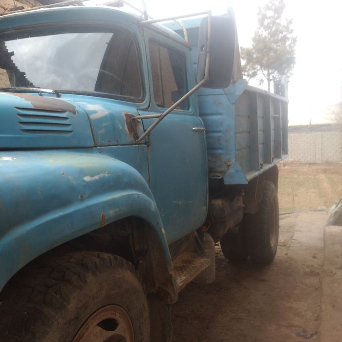 Zil 130 sotiladi horati yaxshi