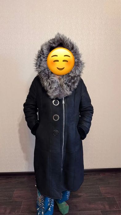 Женская зимняя дублёнка с меховым капюшоном