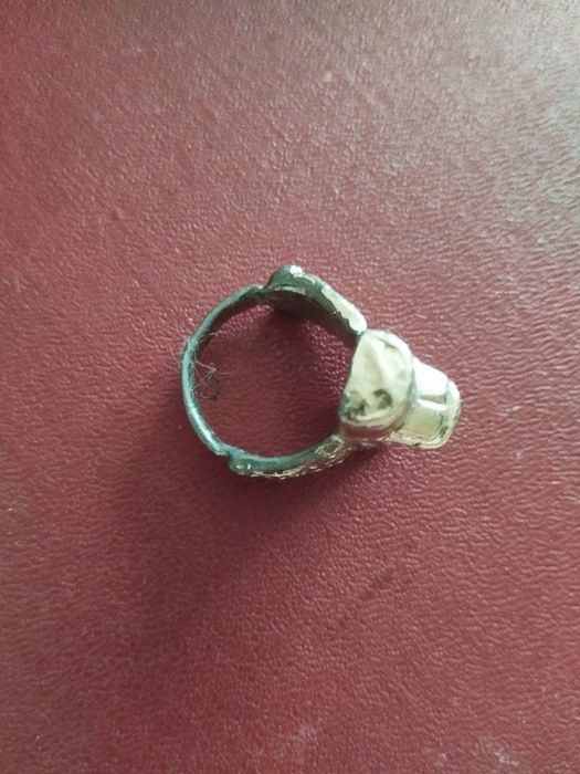 Перстень рокерский новый