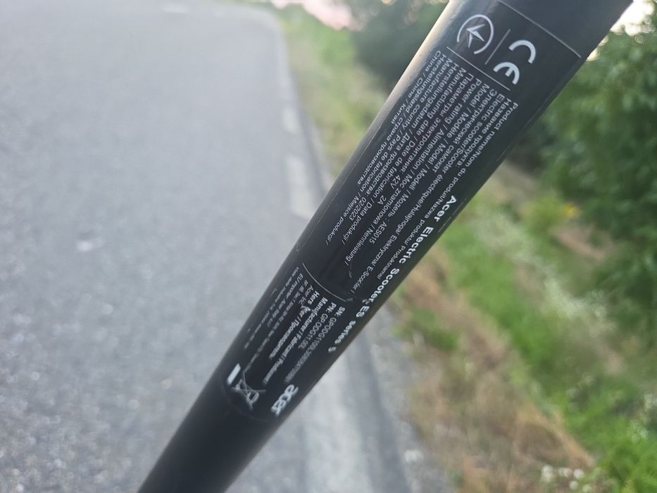 Vând trotinetă electrică acer