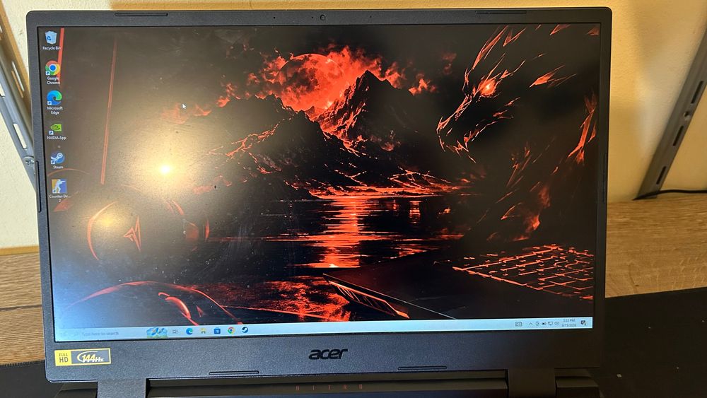 Acer Nitro 5 – Ryzen 7 / RTX / 16GB RAM / 1TB SSD