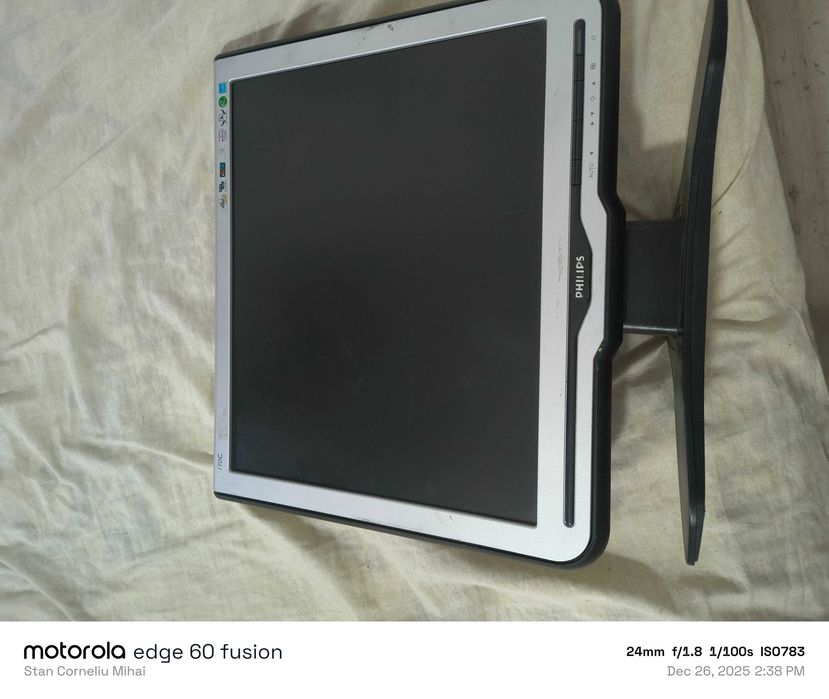 Monitor LCD Philips 17" (170C7) - Argintiu/Negru, Perfect Funcțional