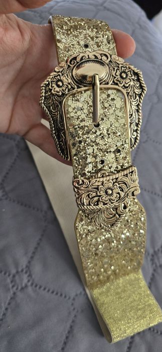 Дамски колан златист