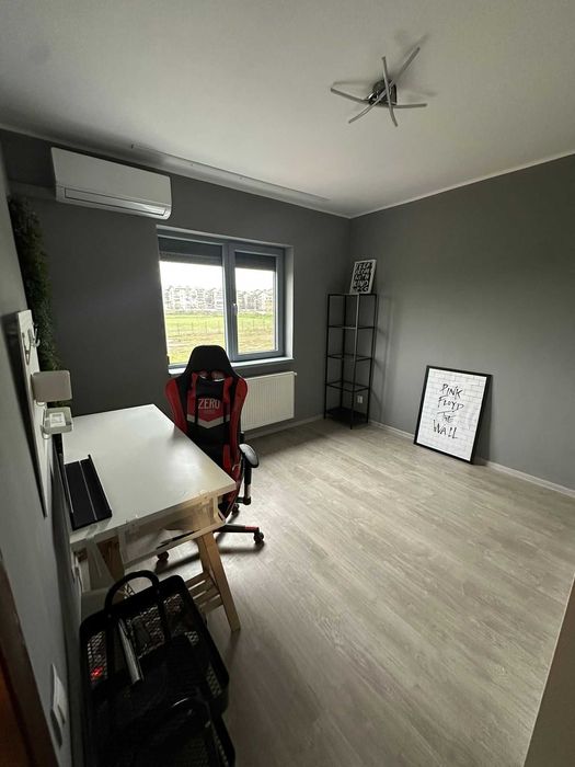 Inchiriez casa tip Duplex 4 camere/90mp+curte 40mp/3 loc parcare/sec6