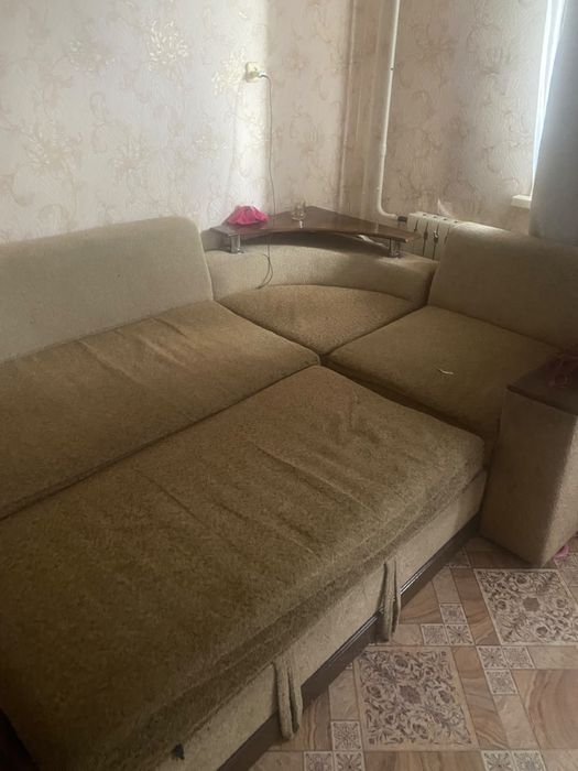 Бесплатно отдам диван