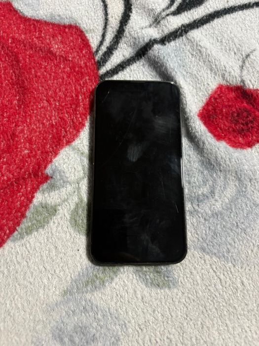 Vând iphone 13 pro 512 gb
