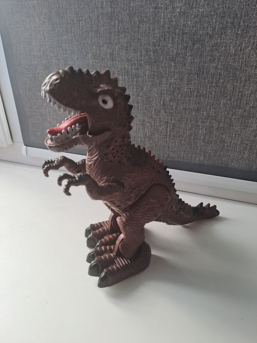 Продам динозавра