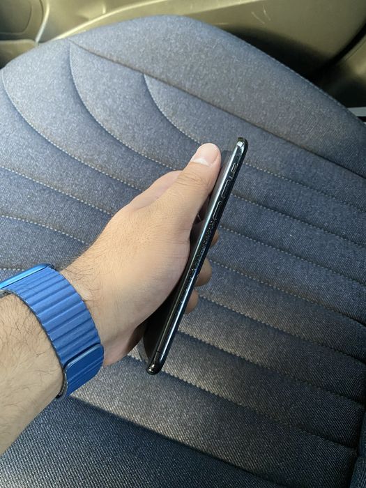 Iphone xs ayfon xs 64gb qora sotiladi tel ideal aybi yo face ishlidi
