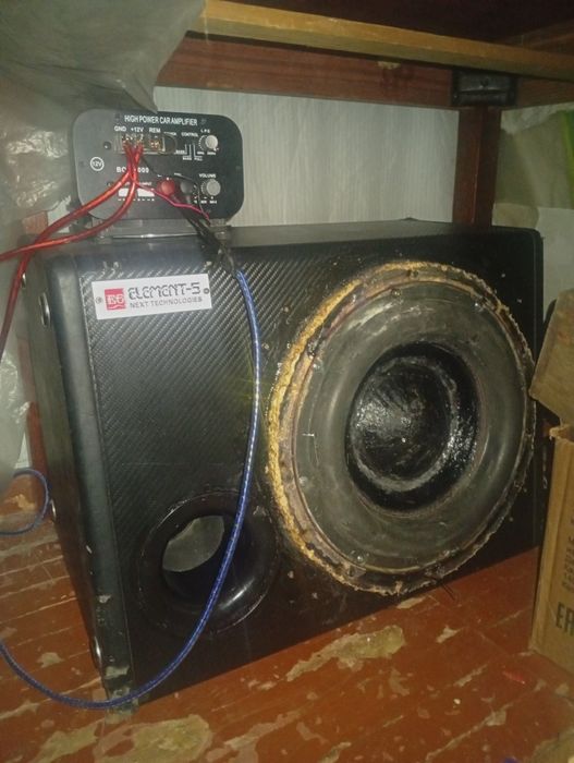 Продам сабвуфер 5 элемент