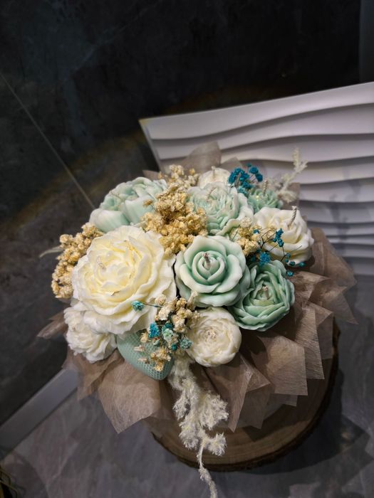 Lumanari si aranjamente handmade.