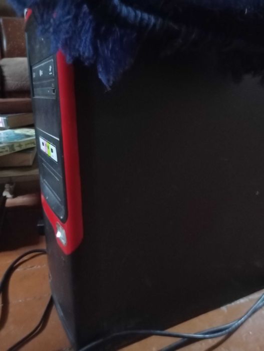 Срочно Продаю Игровой ПК: GT 730, 8 ГБ ОЗУ, Intel Core 4 ЯДРА
