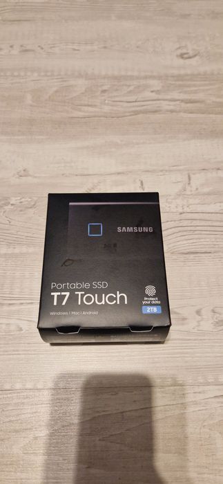 SSD extern Samsung T7 touch 2TB